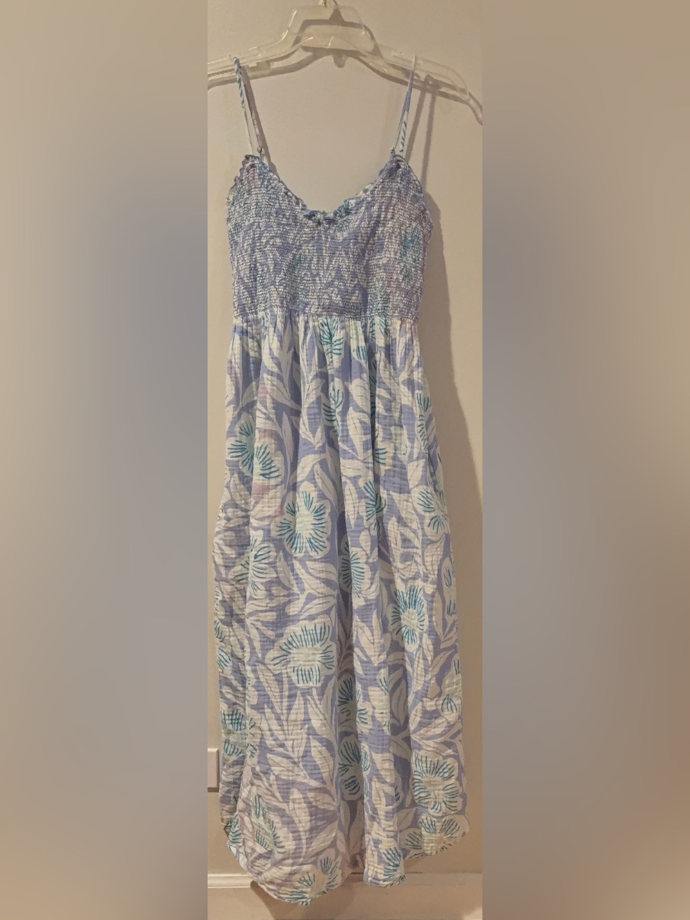 Free People Sweet Nothings  Flowy Blue Floral Smocked Midi Dress SZ L - Picture 9 of 16